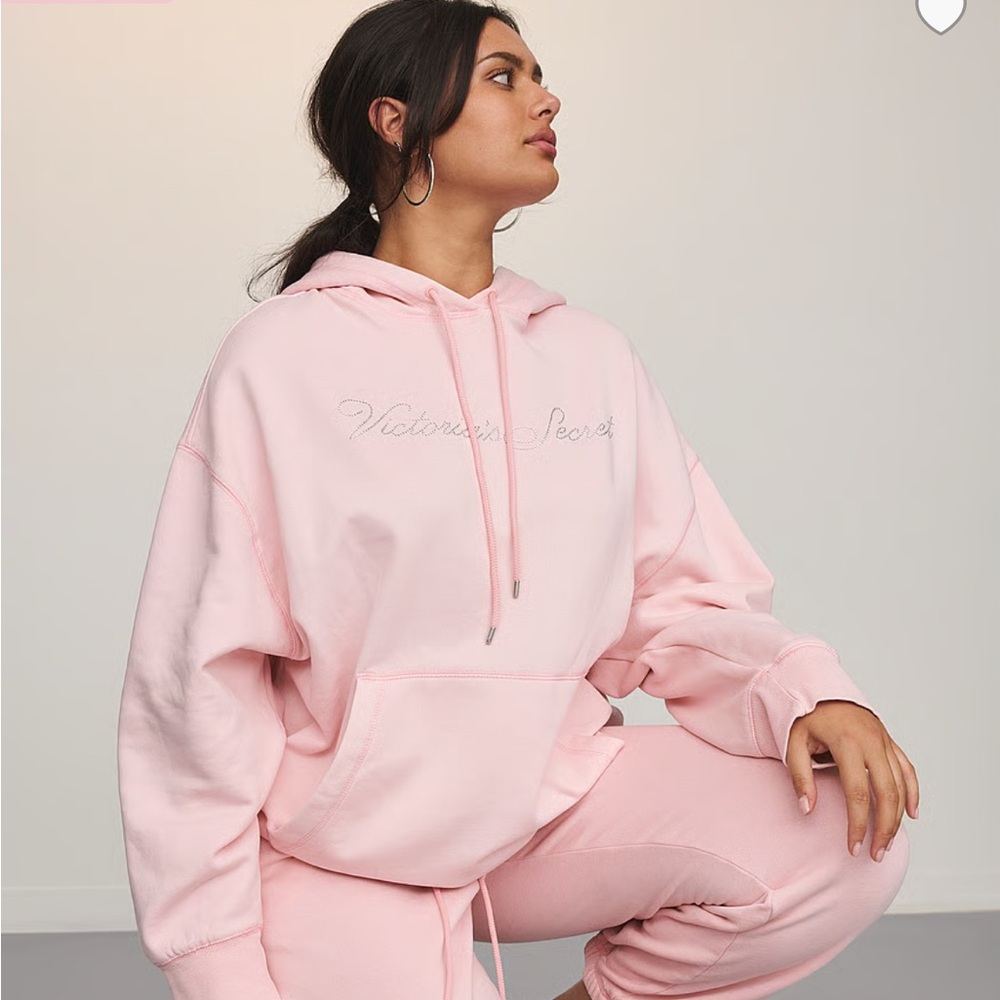 🚫Sold🚫NWTS Women’s Victoria’s Secret Angel Iconic Fleece Relaxed Hoodie